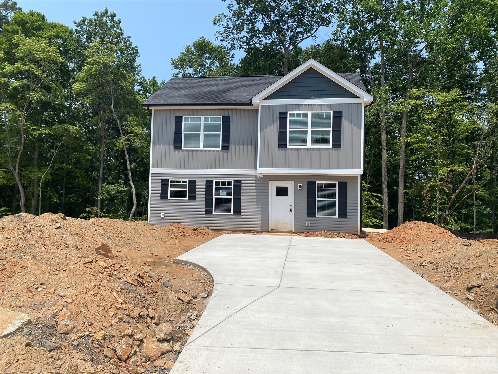 934 Constitution Avenue Newton NC 28658