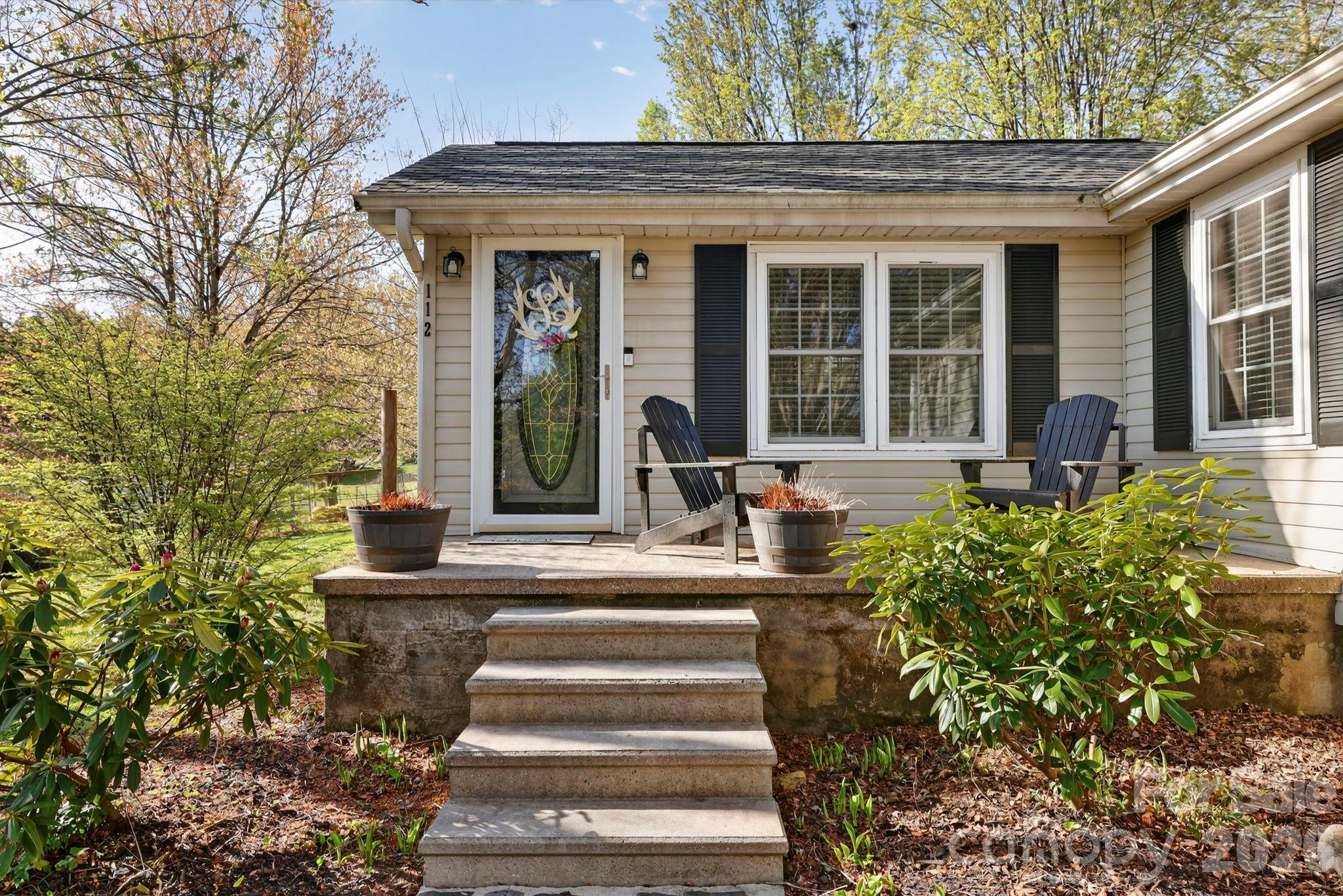 112 Gibbs Street Hendersonville NC 28739
