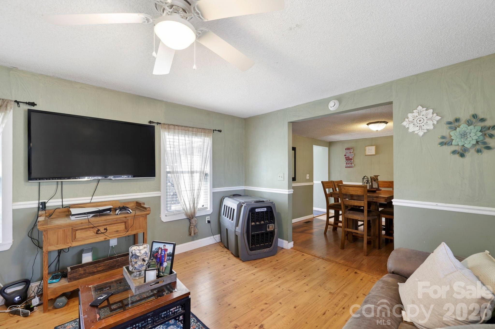 112 Gibbs Street Hendersonville NC 28739
