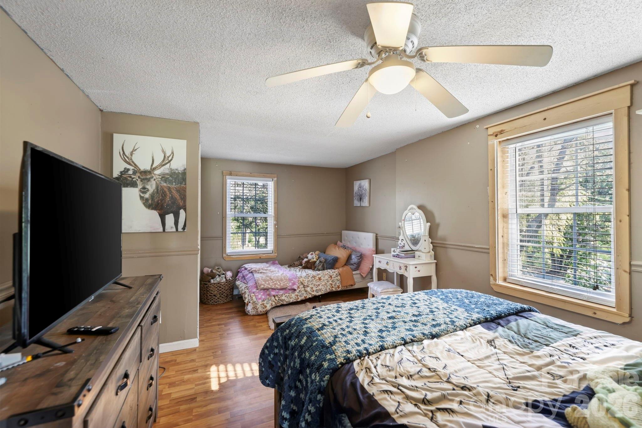 112 Gibbs Street Hendersonville NC 28739