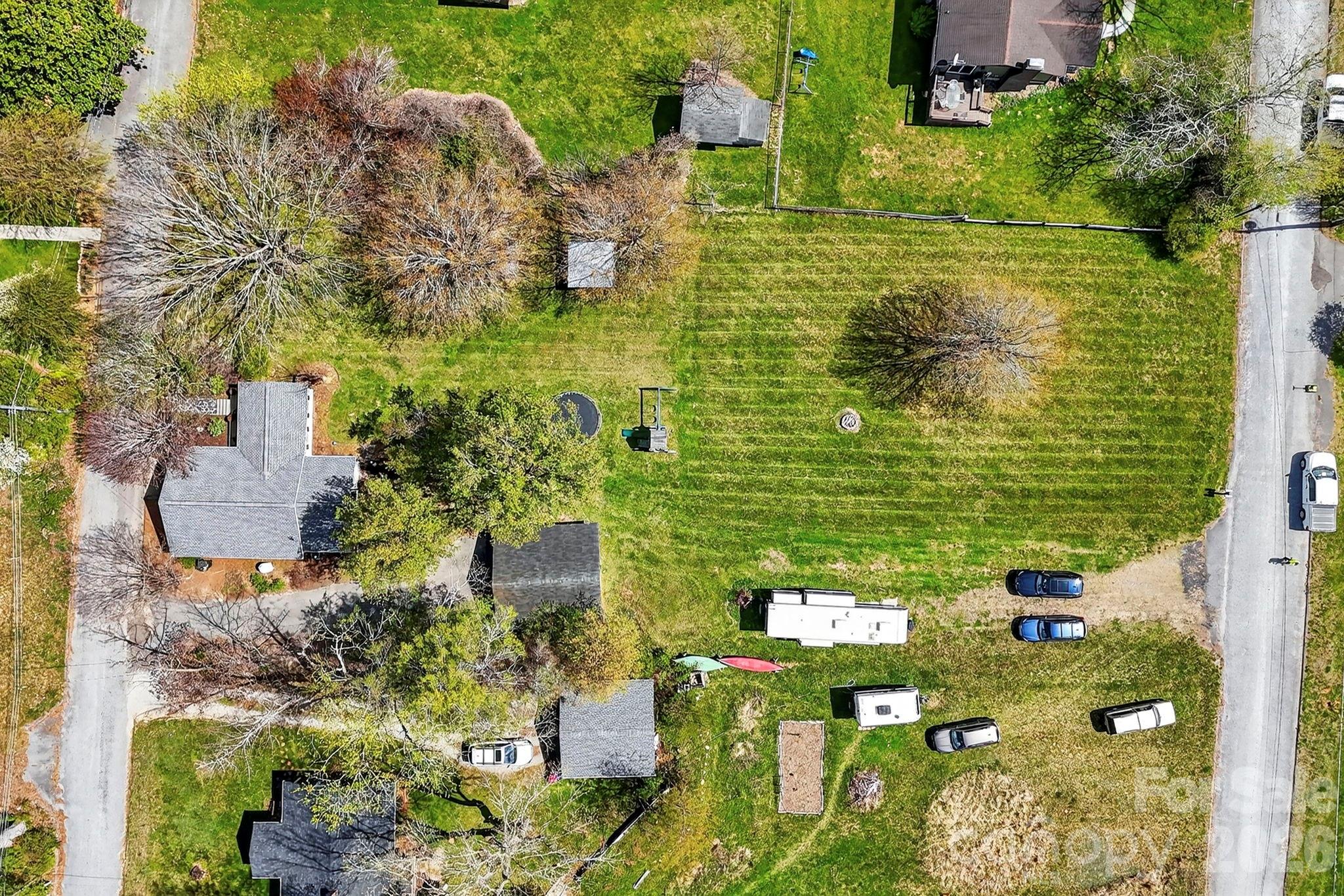 112 Gibbs Street Hendersonville NC 28739