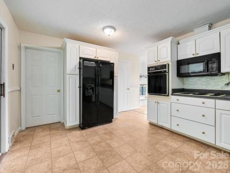 651 Case Cove Road Candler NC 28715