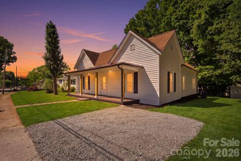630 N Davis Avenue Newton NC 28658