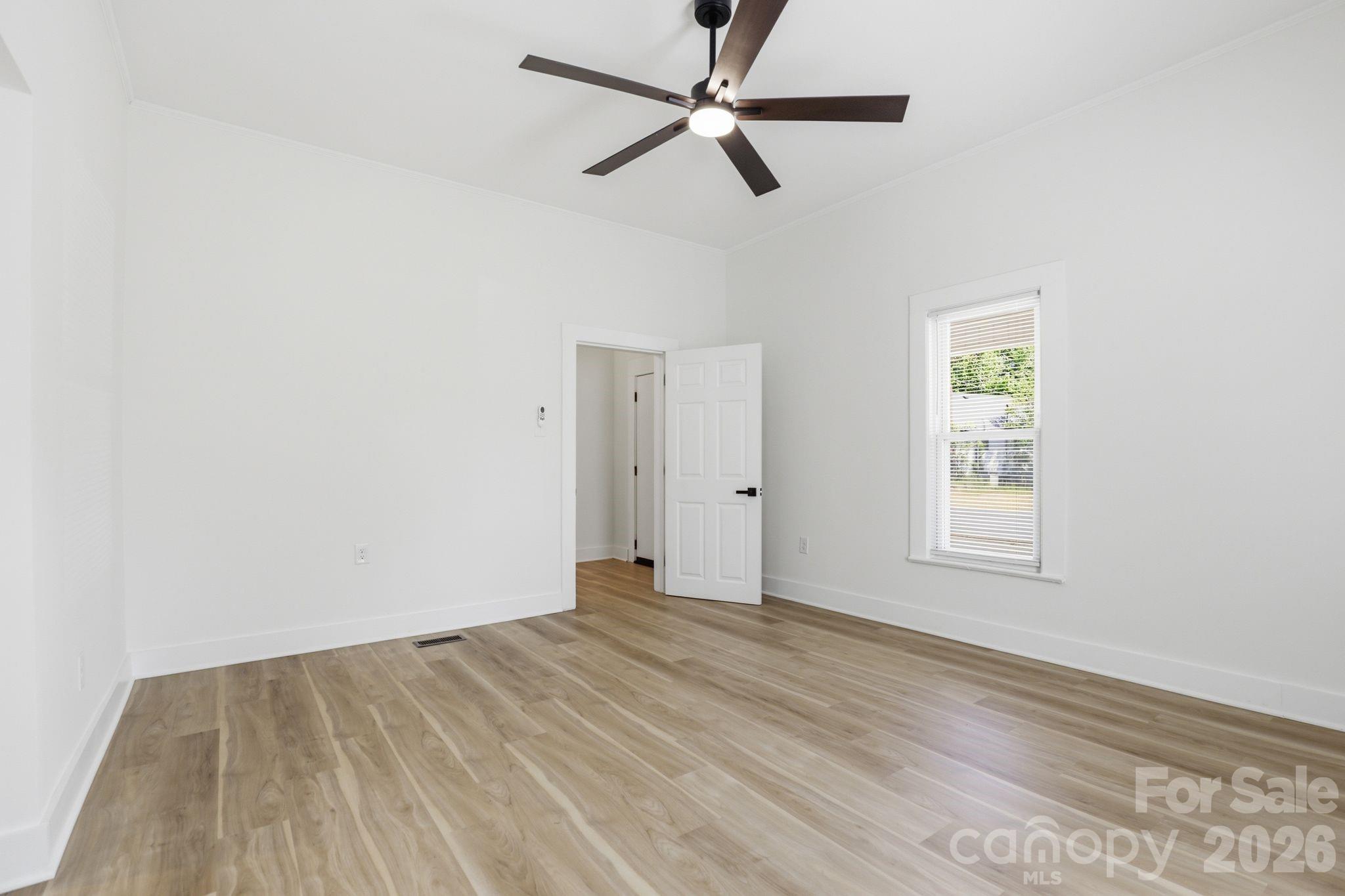 630 N Davis Avenue Newton NC 28658