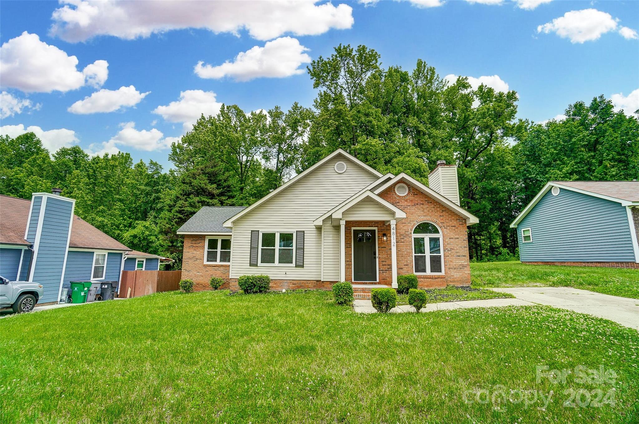 4812 Banfshire Road Charlotte NC 28215