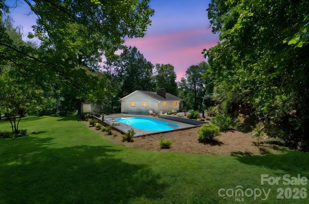 17 Twisted Trail Black Mountain NC 28711