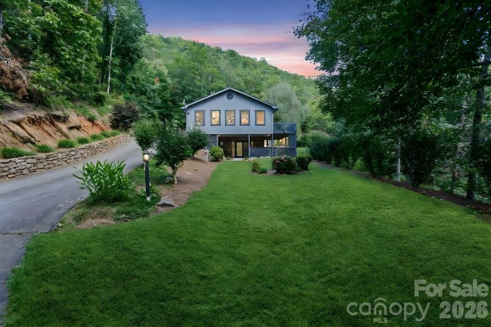 17 Twisted Trail Black Mountain NC 28711