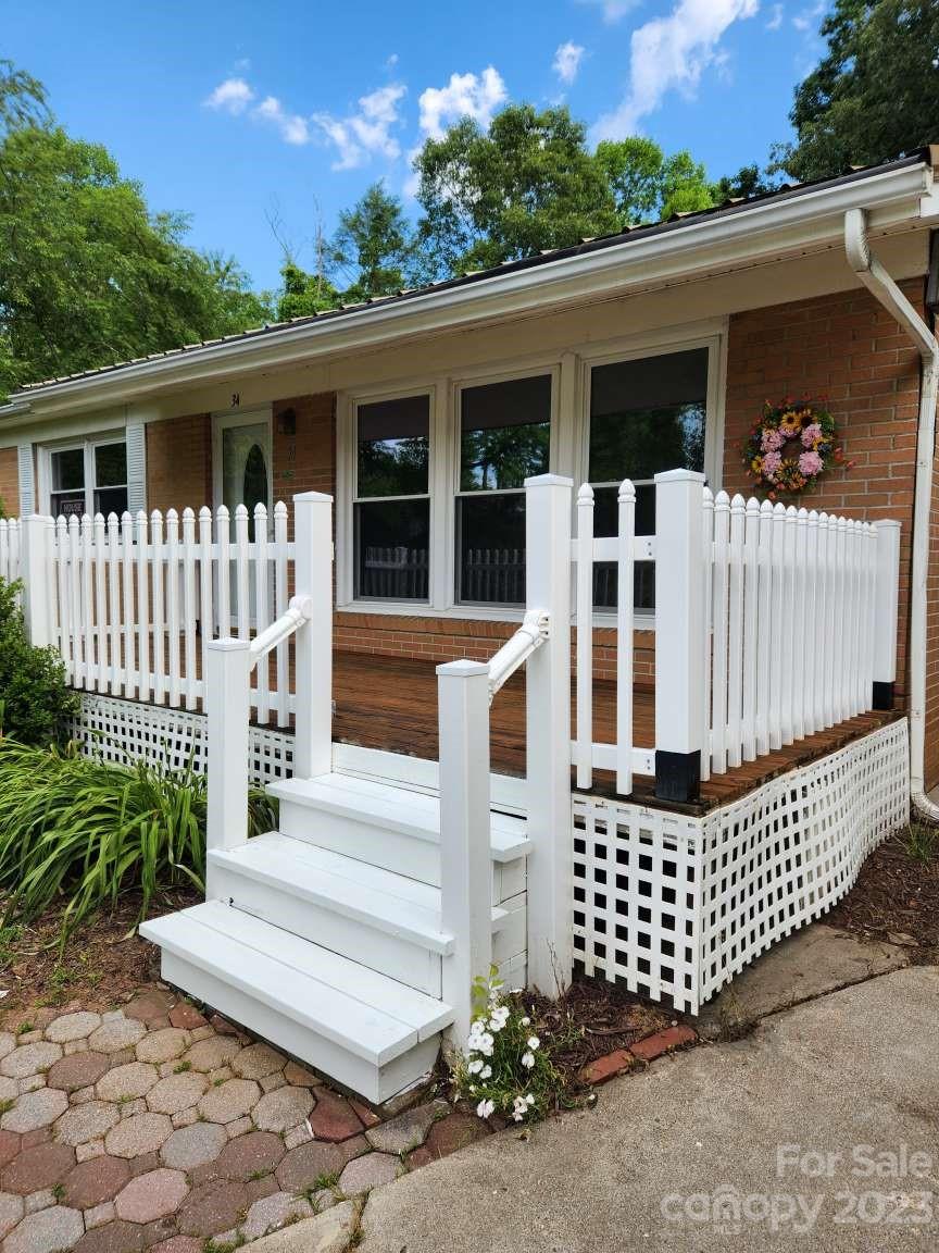 34 Birchwood Lane Asheville NC 28805