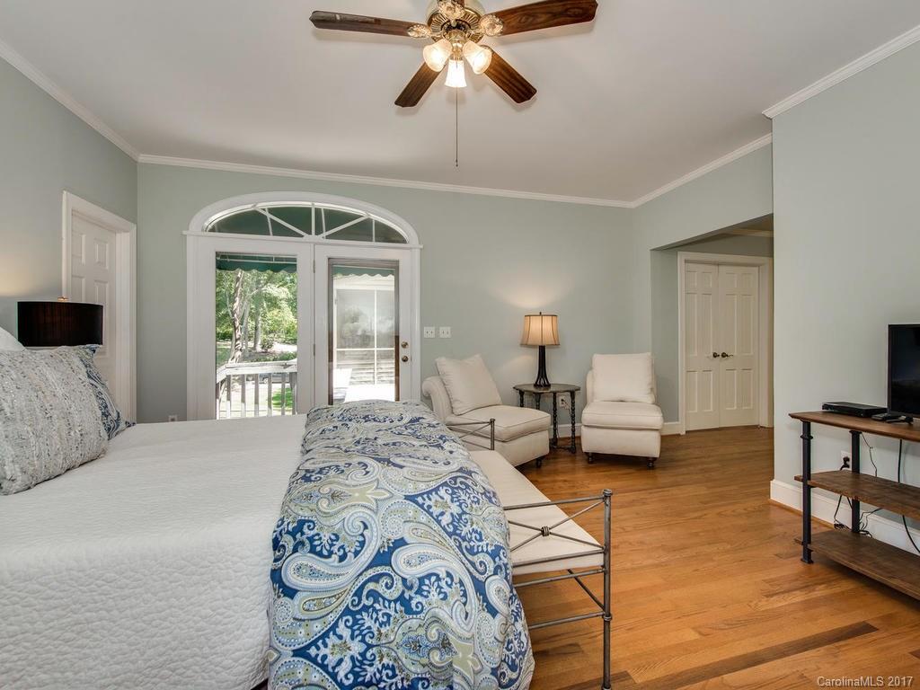 6334 Gaywind Drive Charlotte NC 28226