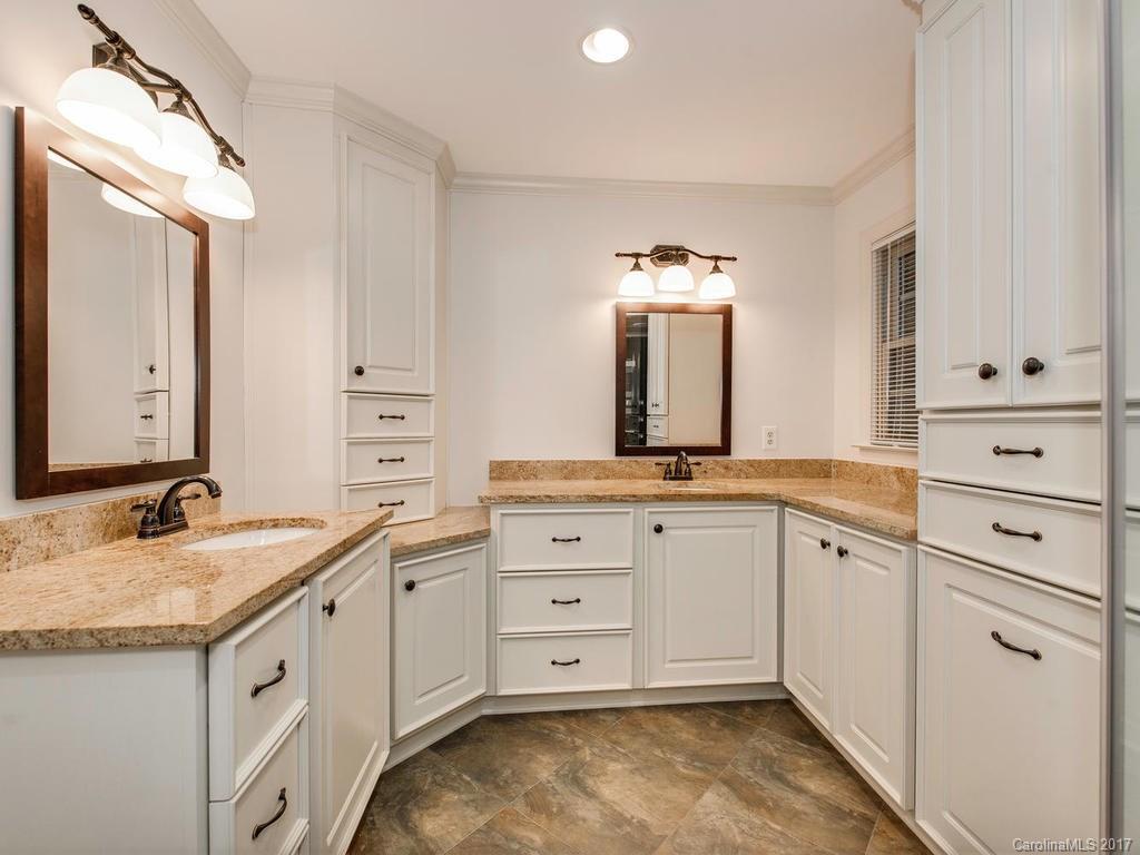 6334 Gaywind Drive Charlotte NC 28226