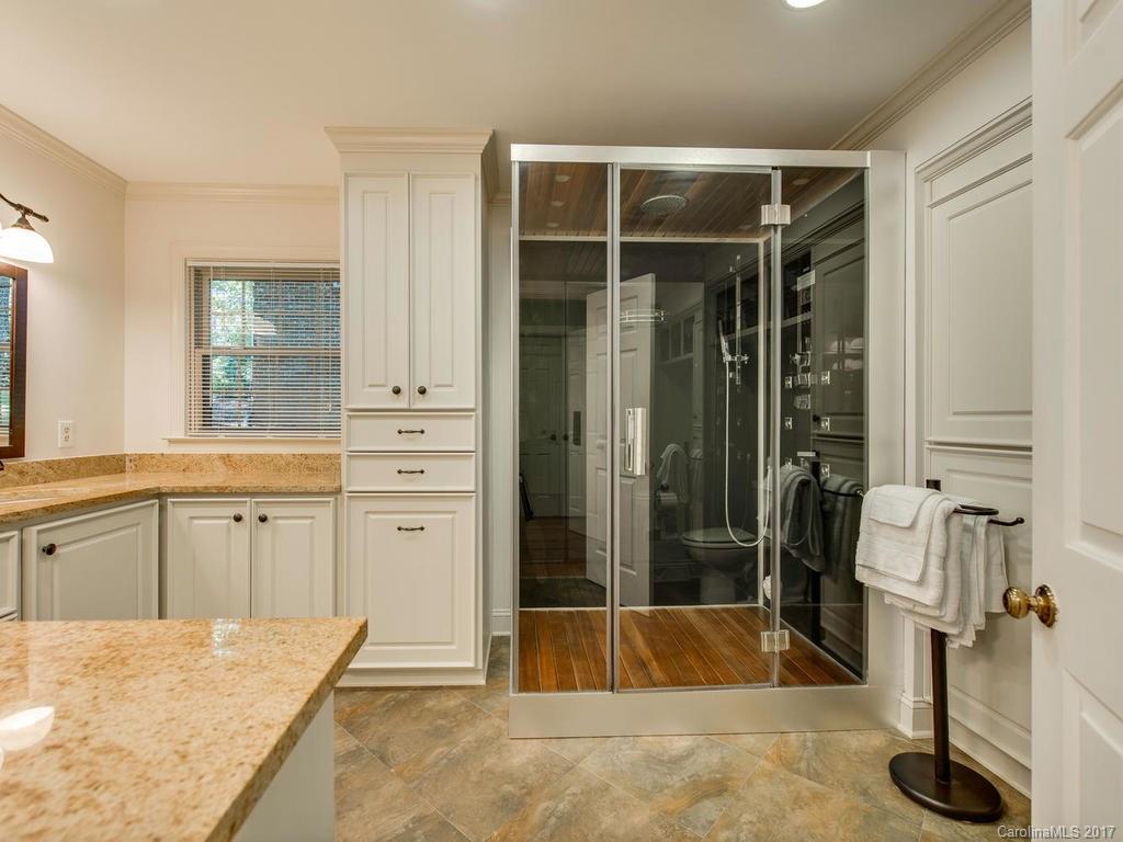 6334 Gaywind Drive Charlotte NC 28226