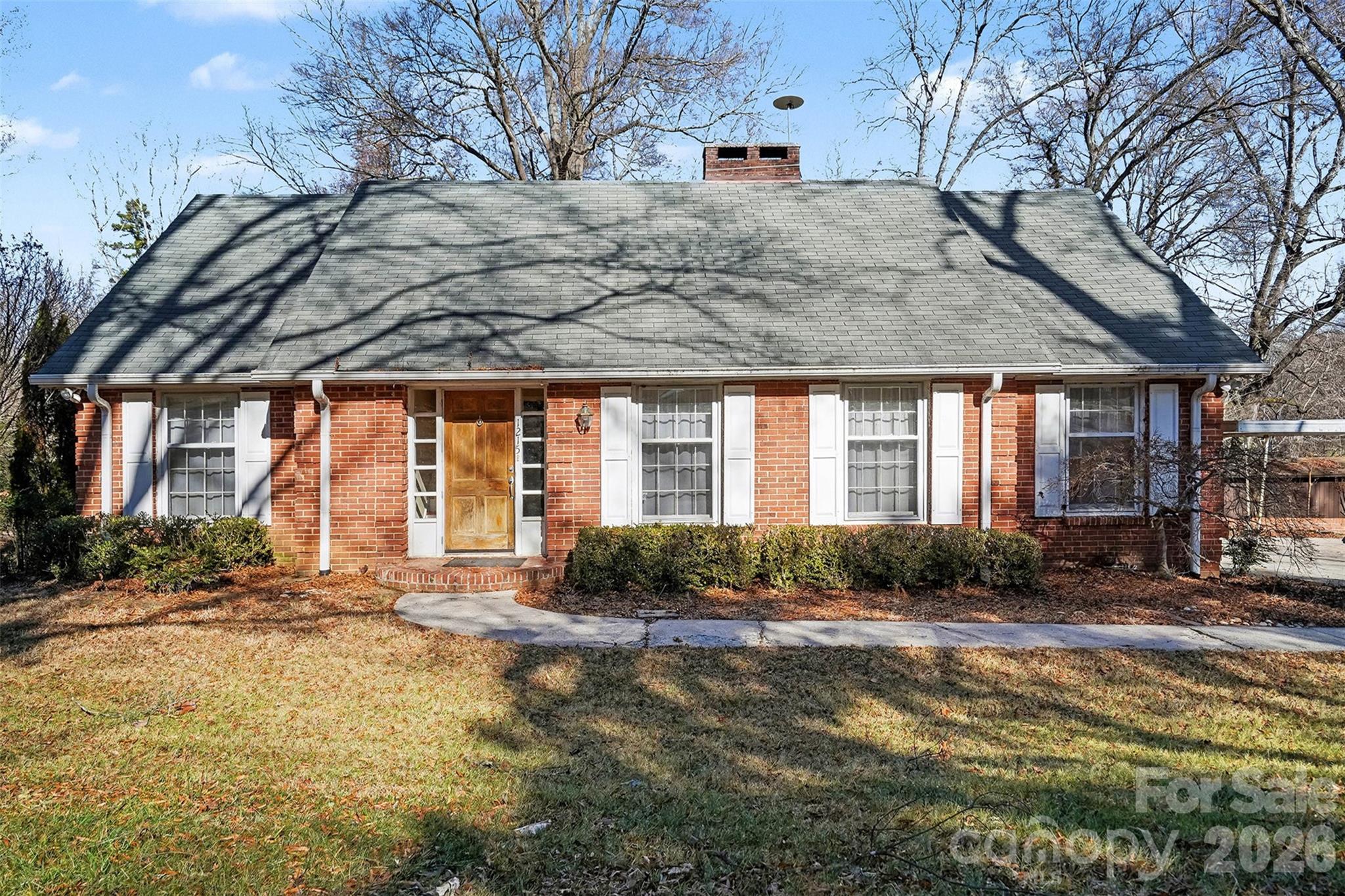 1215 Robinhood Circle Charlotte NC 28227