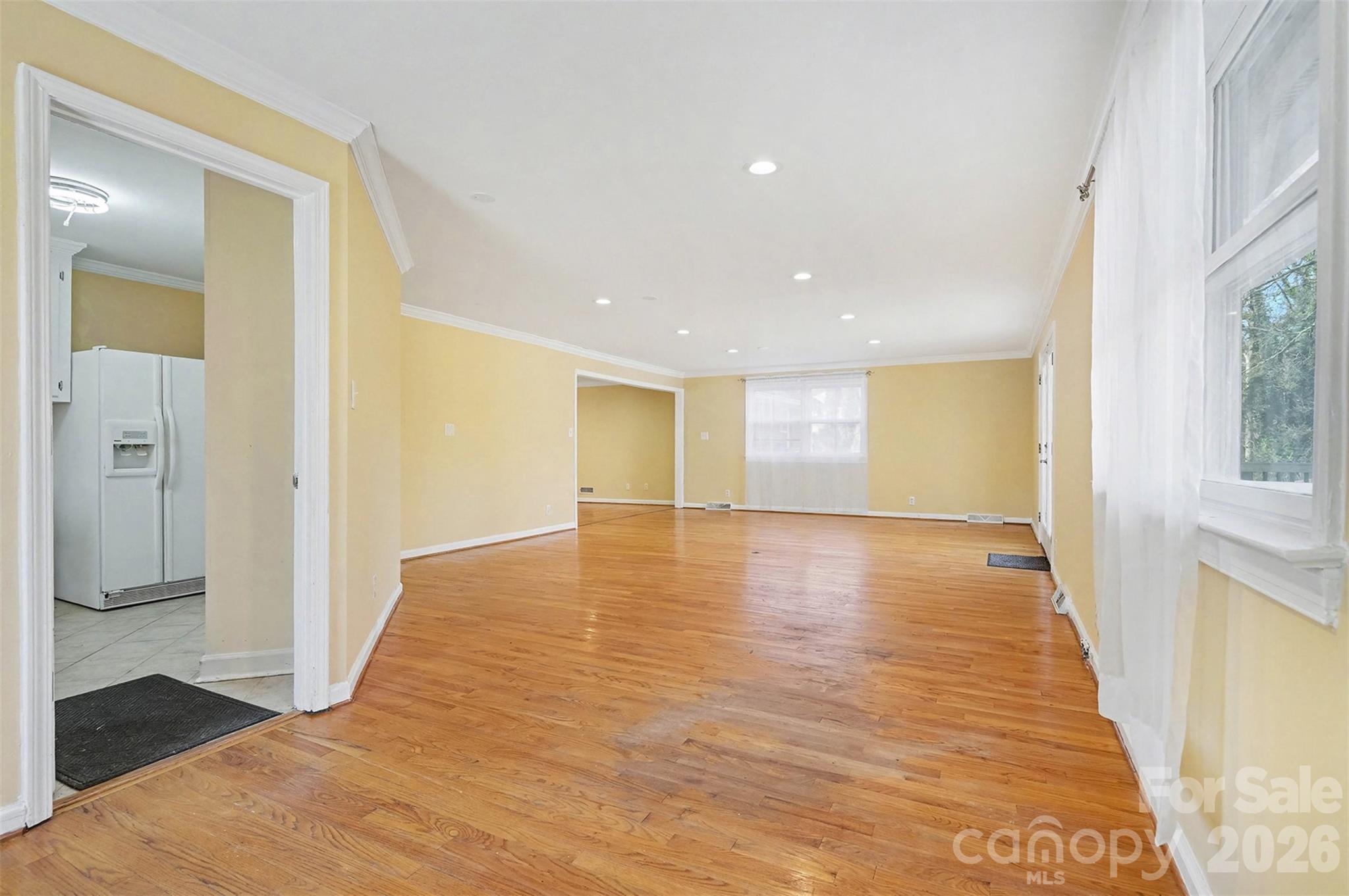 1215 Robinhood Circle Charlotte NC 28227