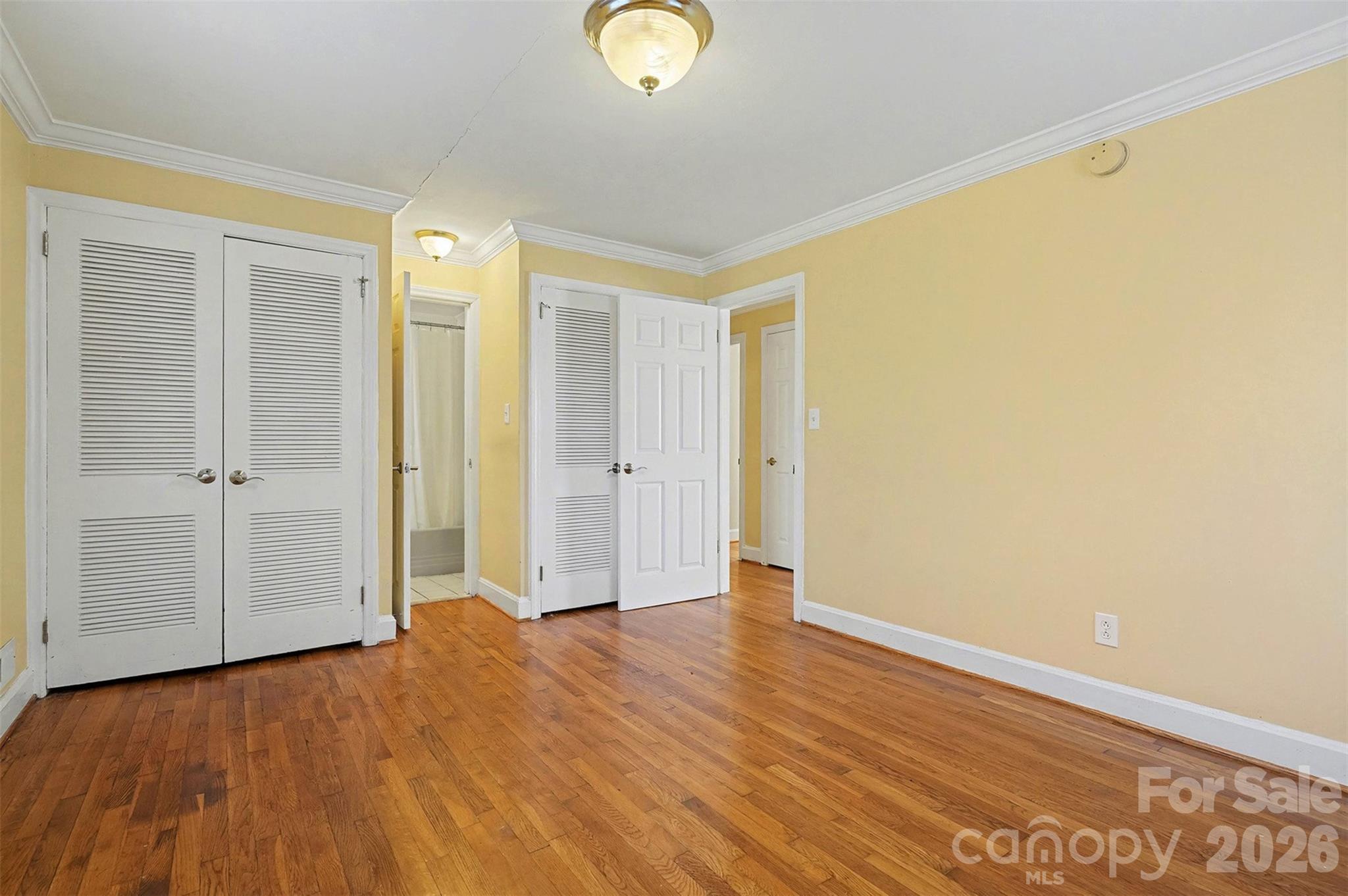 1215 Robinhood Circle Charlotte NC 28227