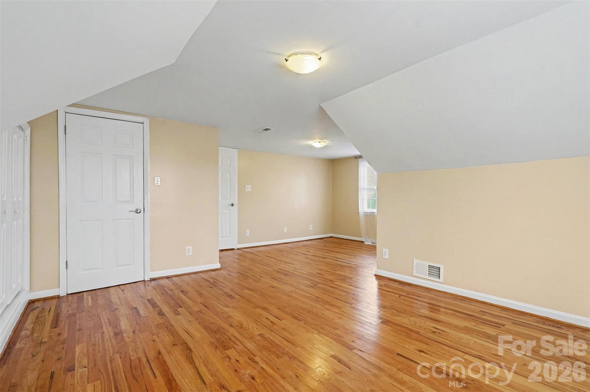 1215 Robinhood Circle Charlotte NC 28227