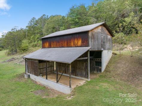 25 Mezzo Cove Asheville NC 28804