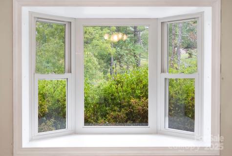 25 Mezzo Cove Asheville NC 28804