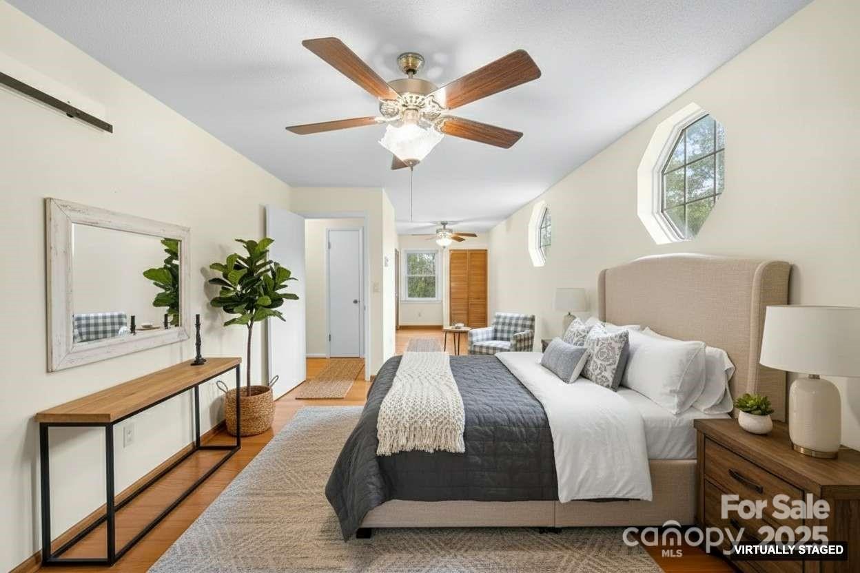 25 Mezzo Cove Asheville NC 28804