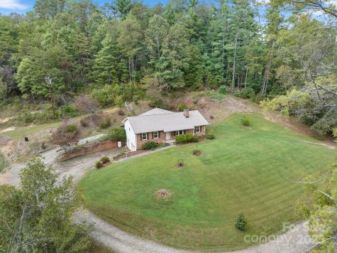 25 Mezzo Cove Asheville NC 28804