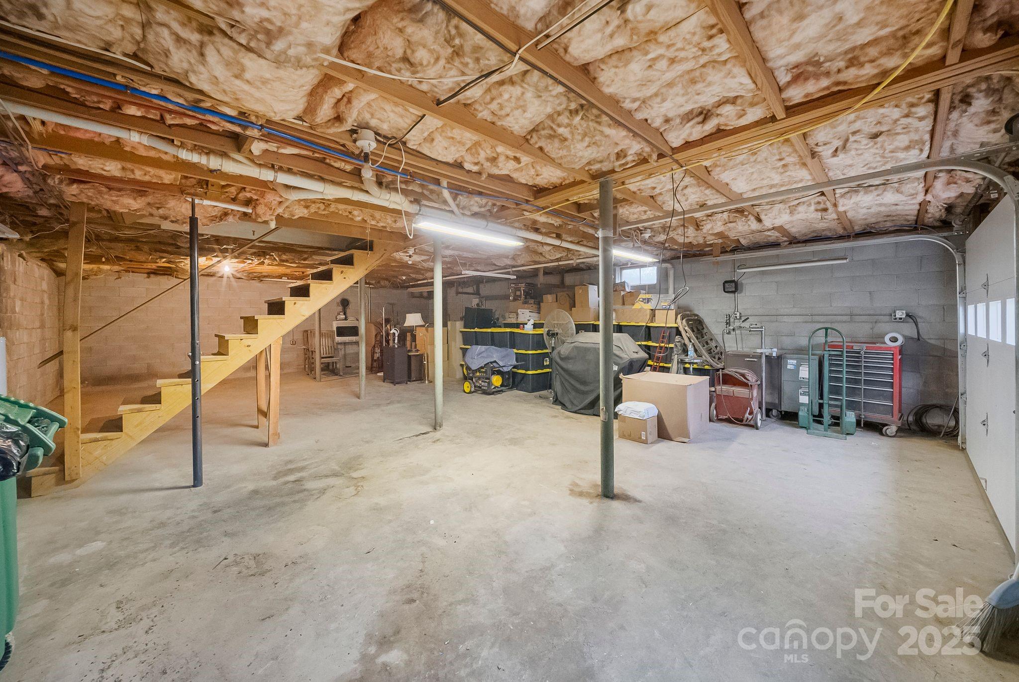 25 Mezzo Cove Asheville NC 28804