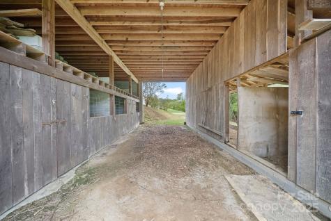 25 Mezzo Cove Asheville NC 28804