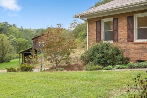 25 Mezzo Cove Asheville NC 28804