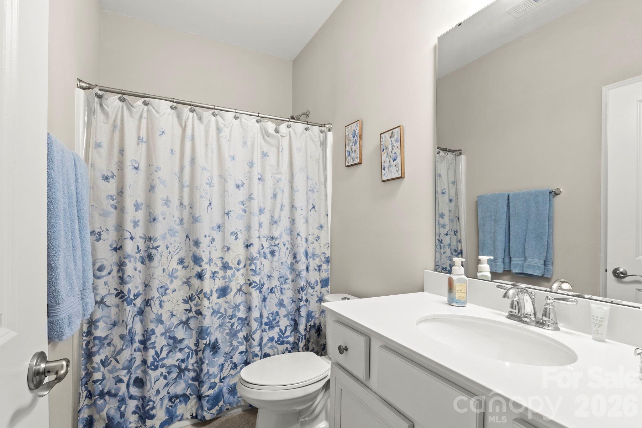 2012 Hyacinth Court Denver NC 28037