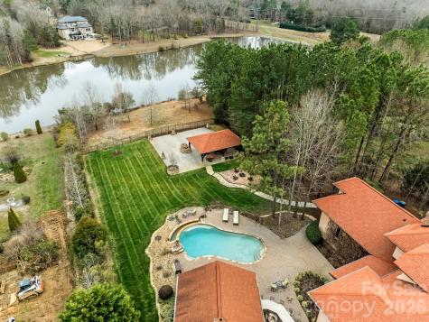 9205 Woodhall Lake Drive Waxhaw NC 28173