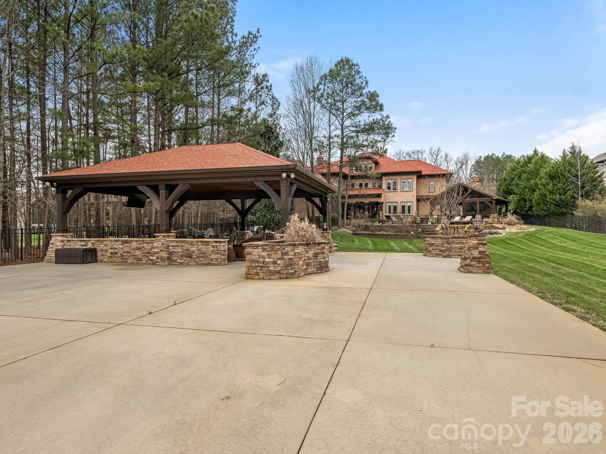 9205 Woodhall Lake Drive Waxhaw NC 28173