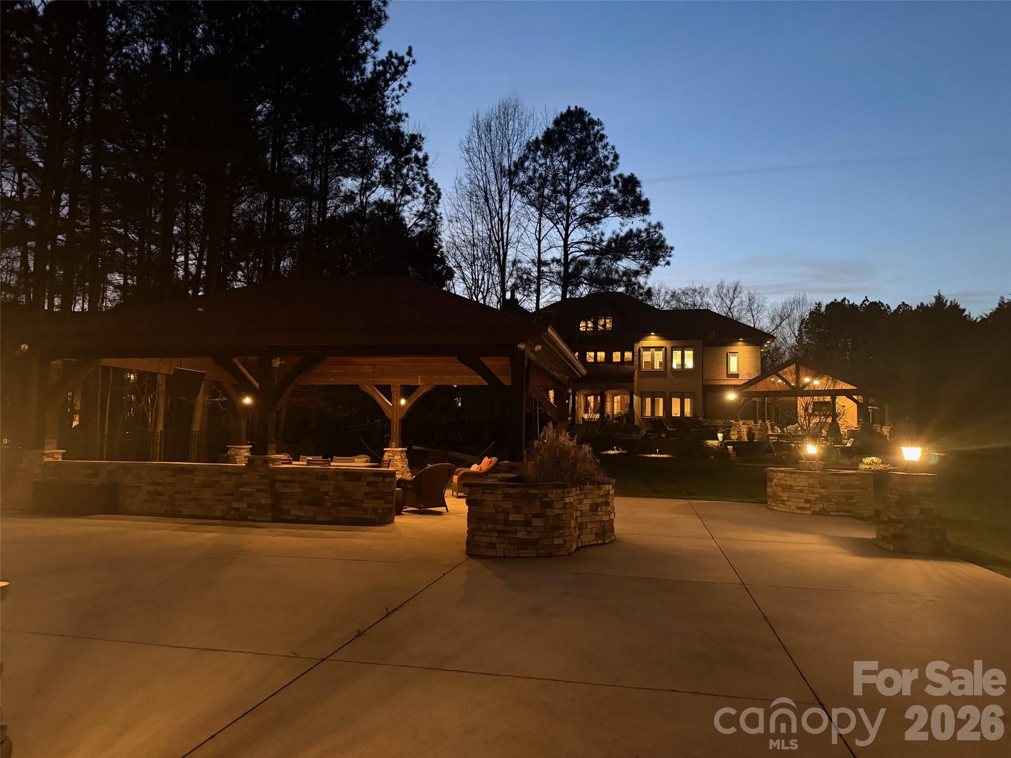 9205 Woodhall Lake Drive Waxhaw NC 28173