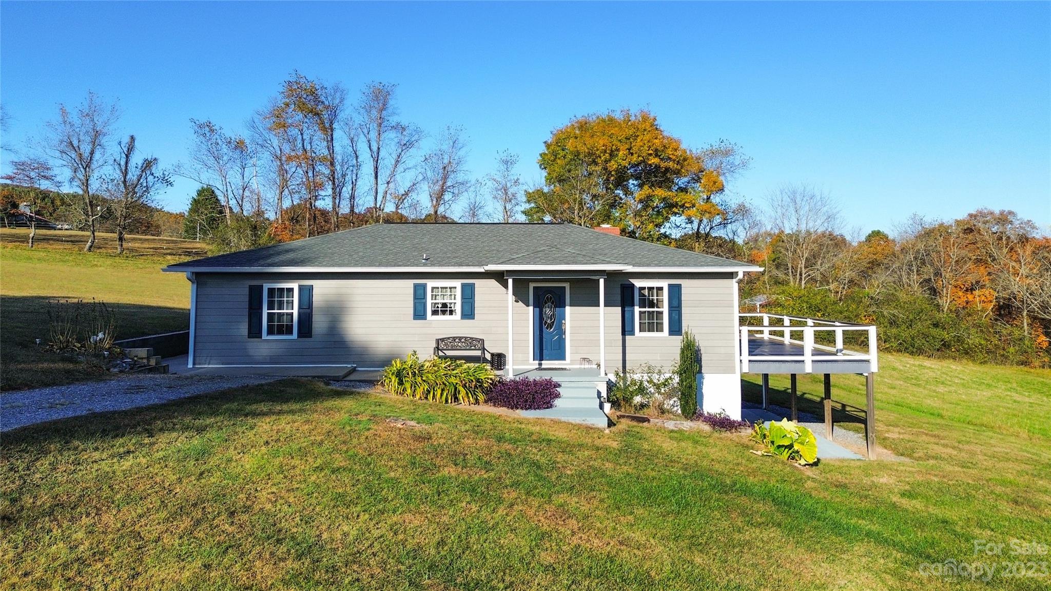 1797 Old Glenwood Road Marion NC 28752