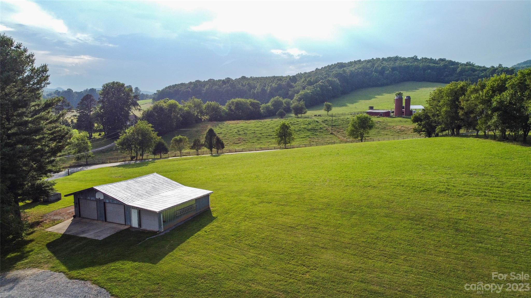 1797 Old Glenwood Road Marion NC 28752