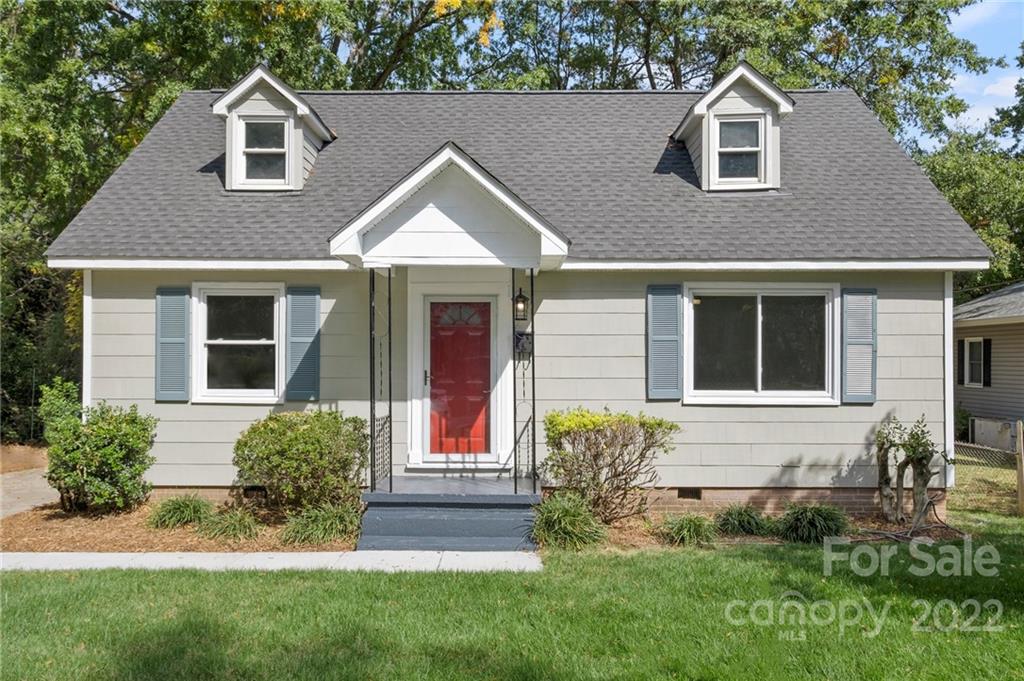 736 E Iredell Avenue Mooresville NC 28115