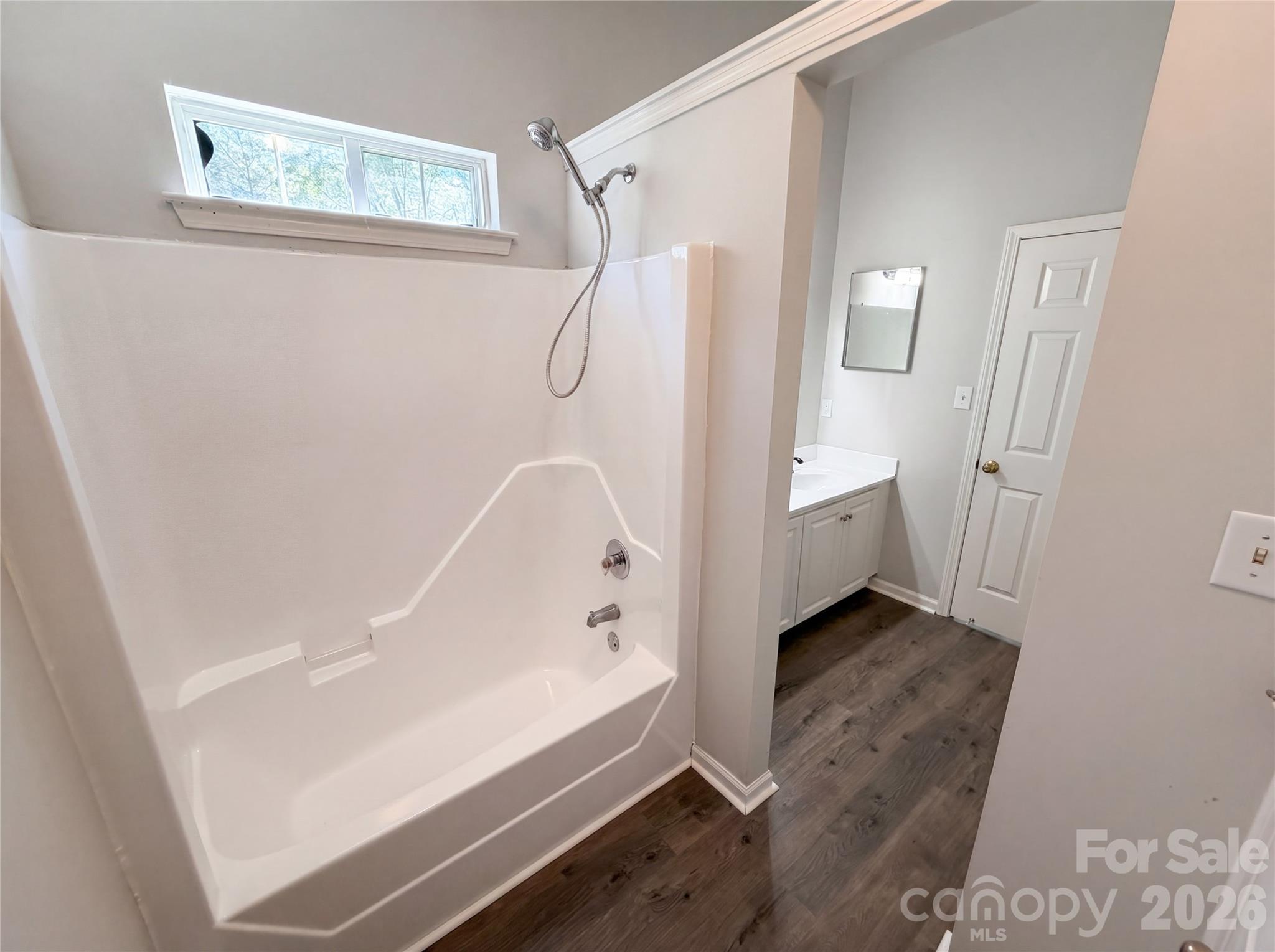 2405 Celosia Drive Charlotte NC 28262