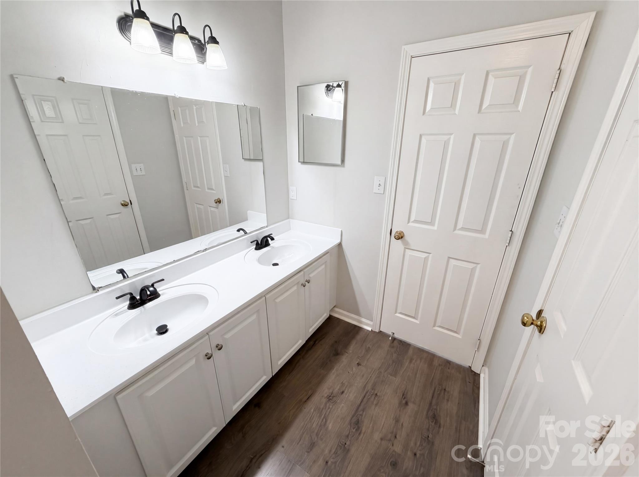 2405 Celosia Drive Charlotte NC 28262