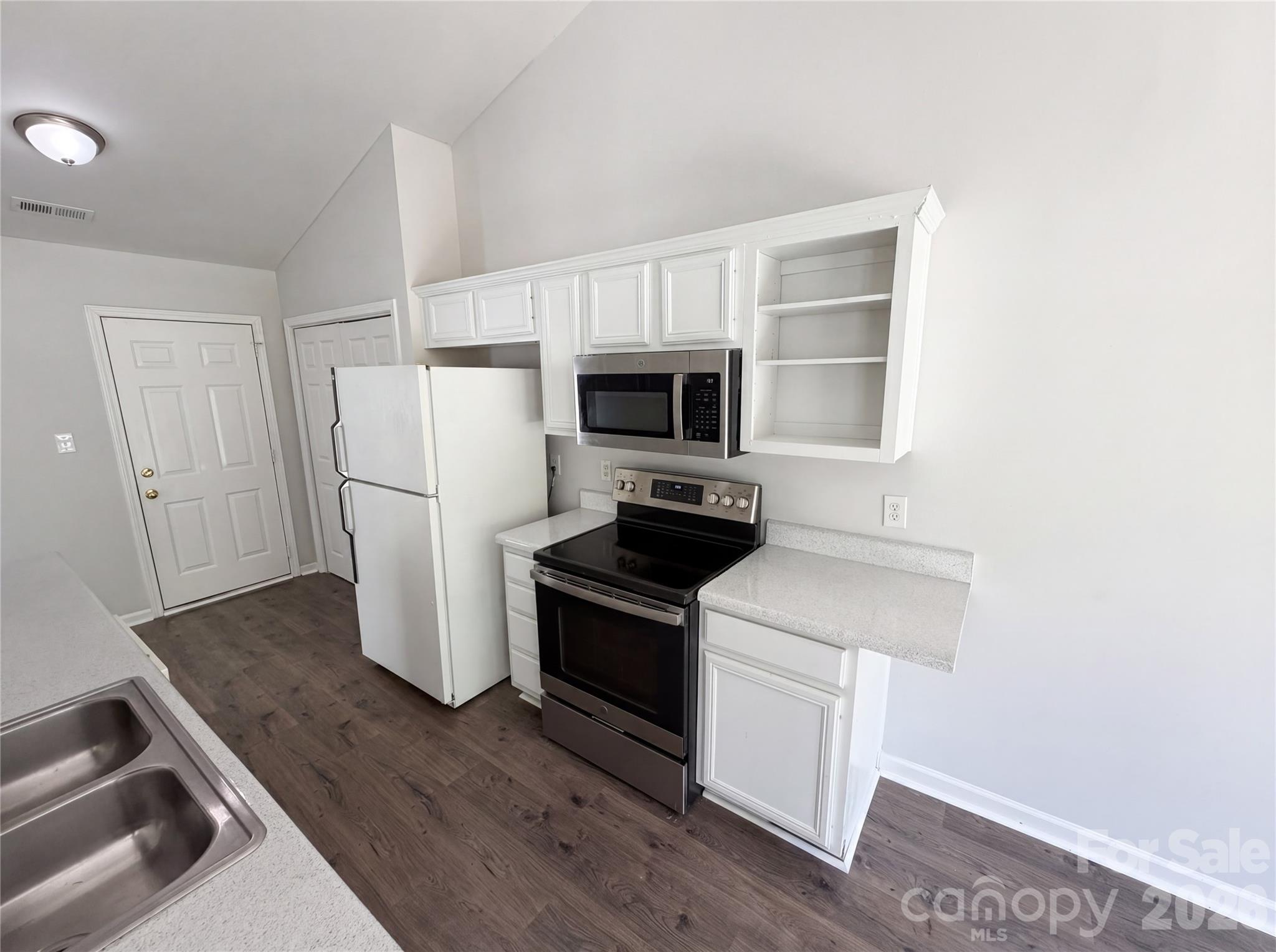 2405 Celosia Drive Charlotte NC 28262
