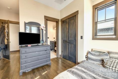 226 Flint Street Asheville NC 28801