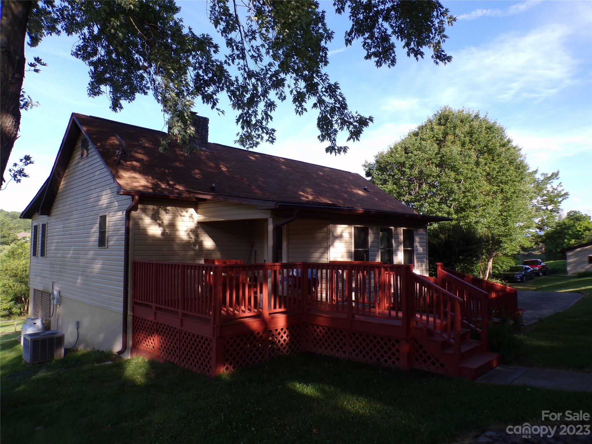 217 Hookers Gap Road Candler NC 28715