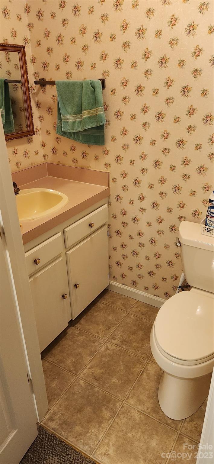 217 Hookers Gap Road Candler NC 28715