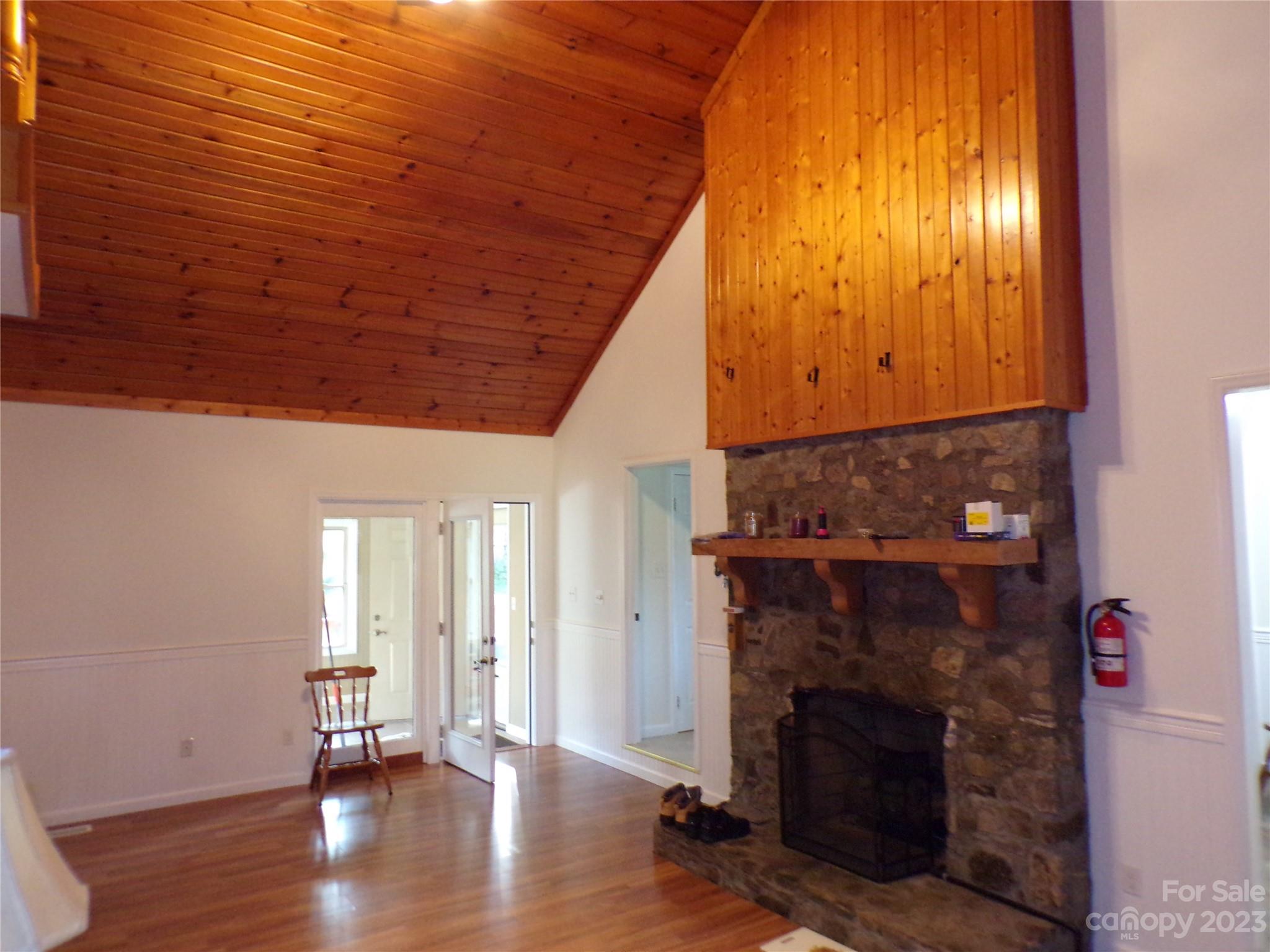 217 Hookers Gap Road Candler NC 28715