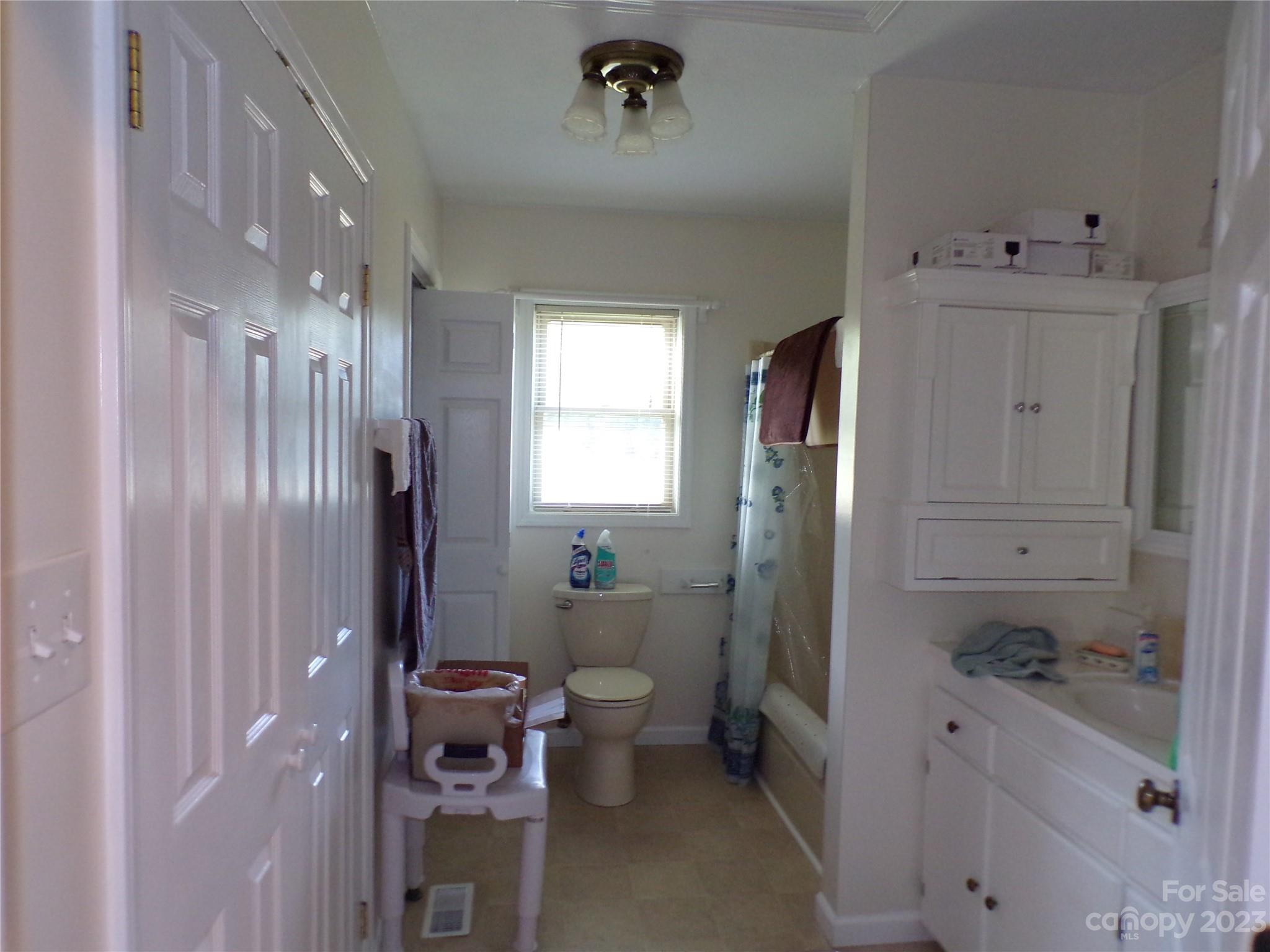 217 Hookers Gap Road Candler NC 28715