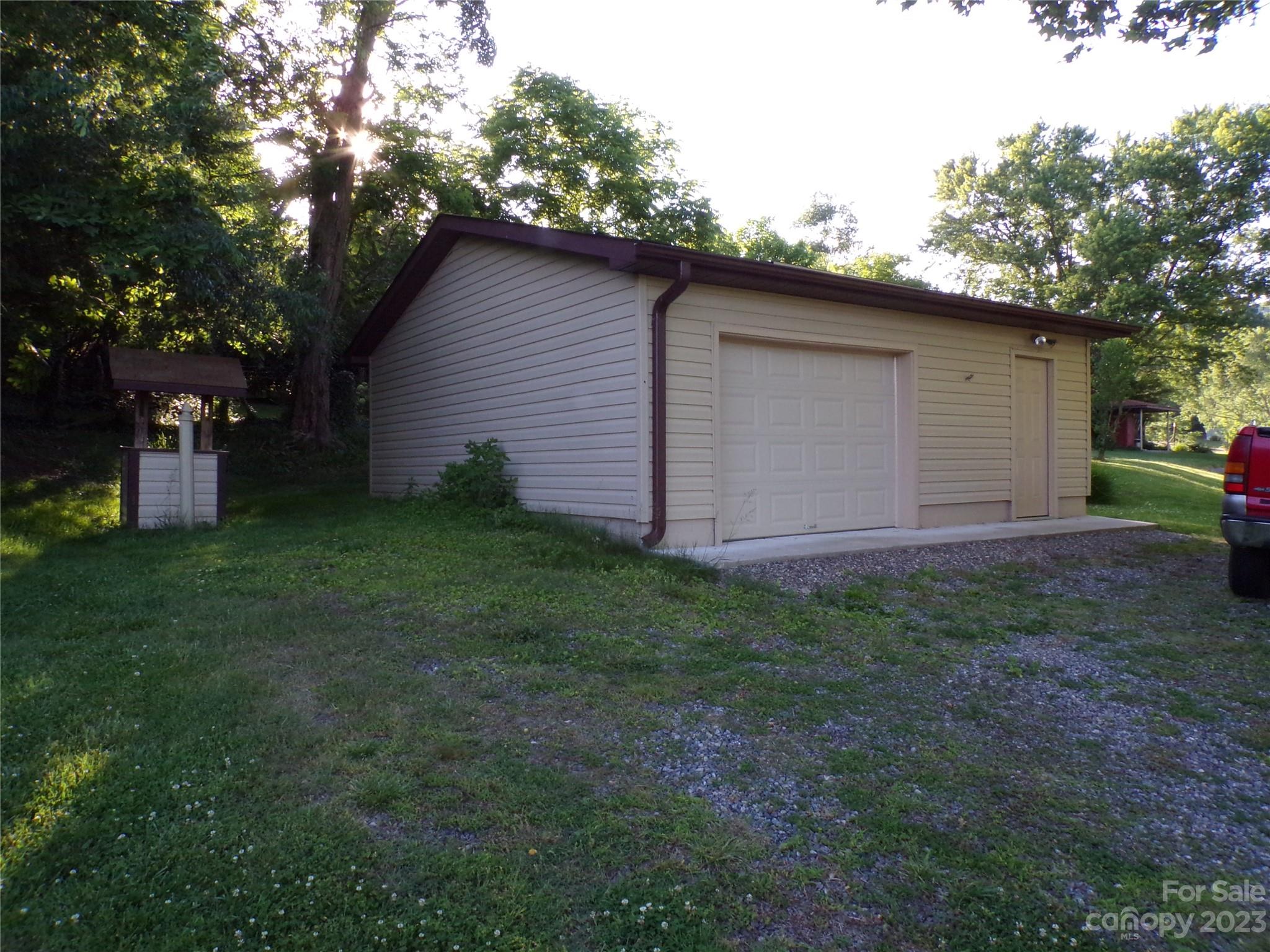 217 Hookers Gap Road Candler NC 28715
