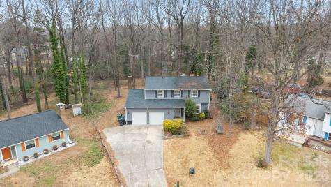 5716 Cassio Court Charlotte NC 28227