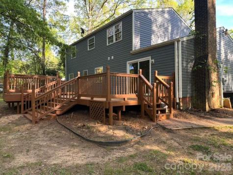 5716 Cassio Court Charlotte NC 28227