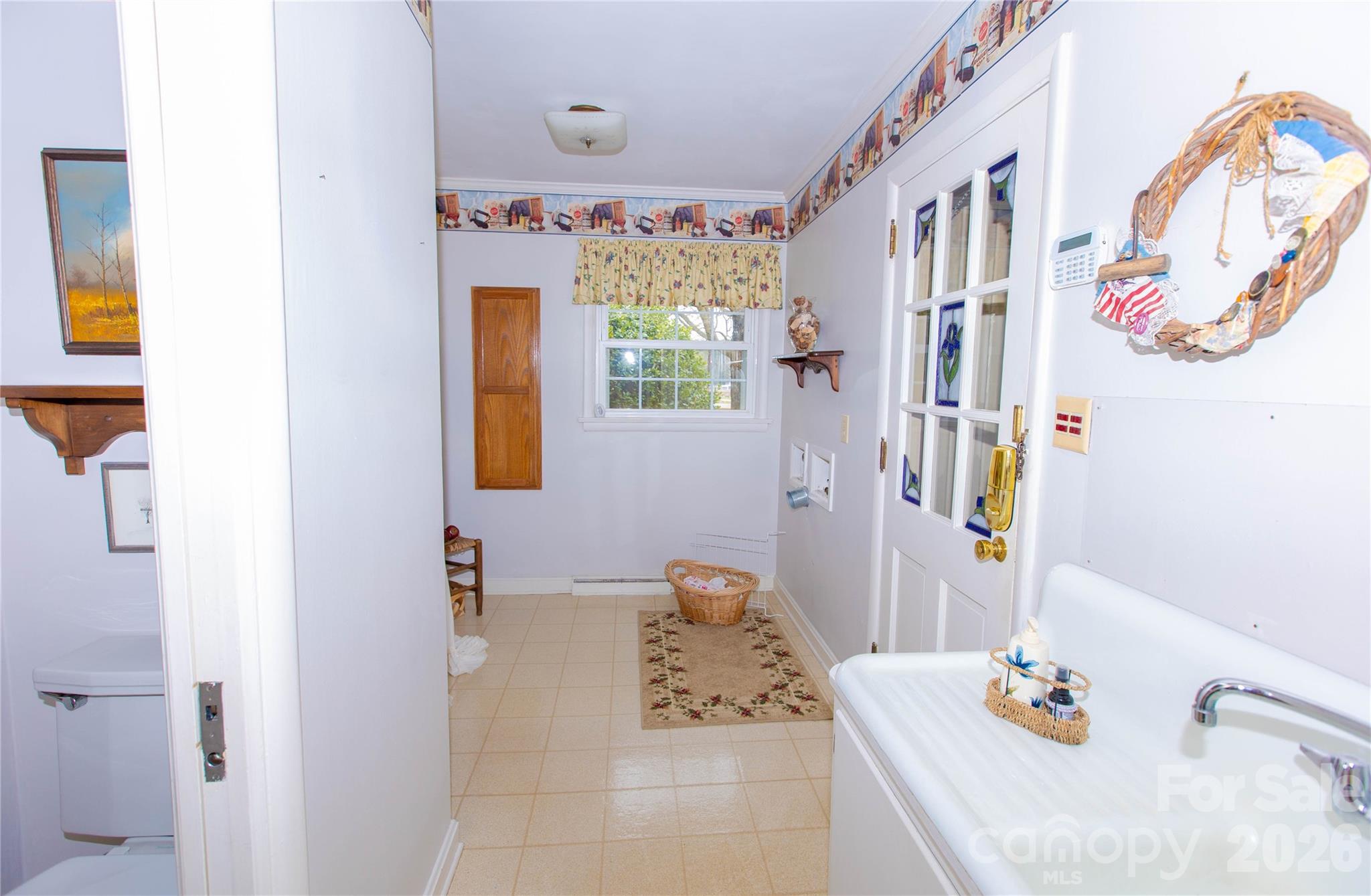 3486 E Main Street Claremont NC 28610