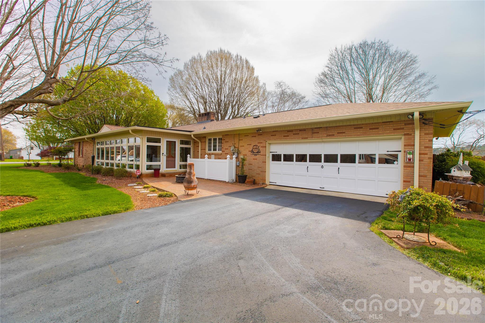 3486 E Main Street Claremont NC 28610