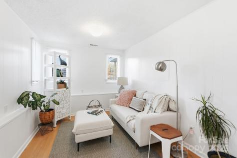 340 Dillingham Circle Asheville NC 28805