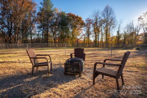 340 Dillingham Circle Asheville NC 28805