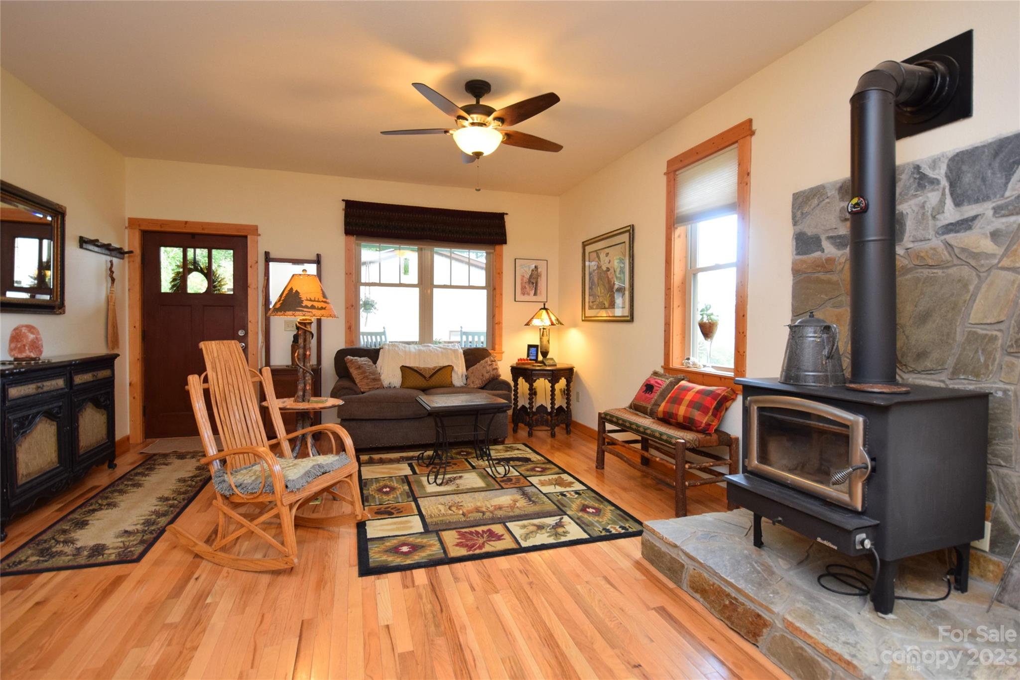 1187 Bill Allen Branch Road Burnsville NC 28714