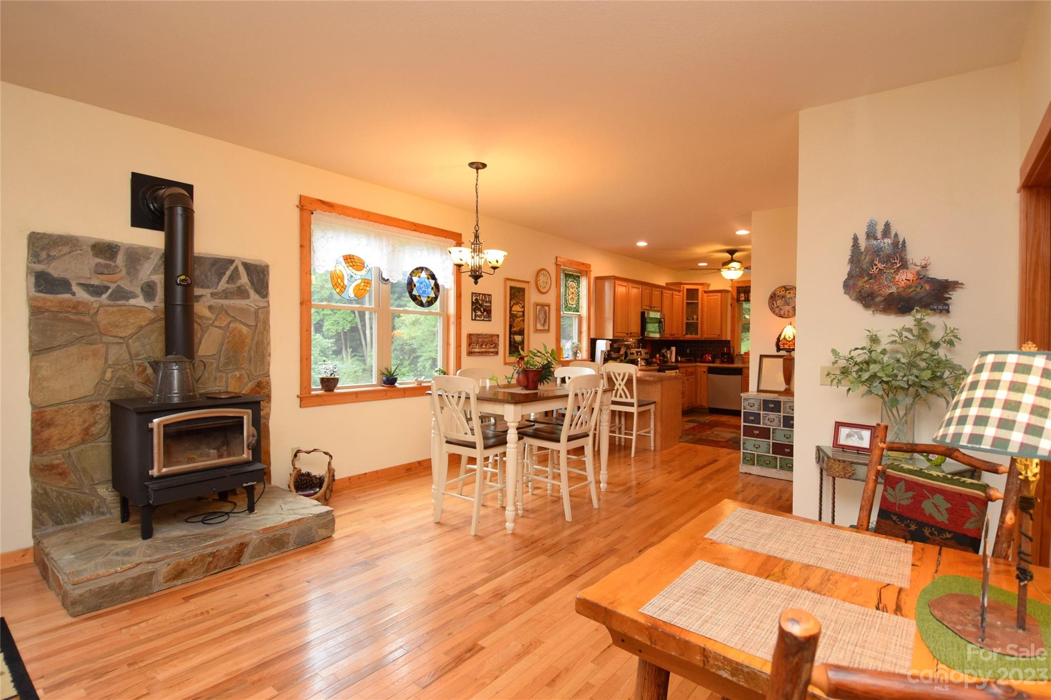 1187 Bill Allen Branch Road Burnsville NC 28714